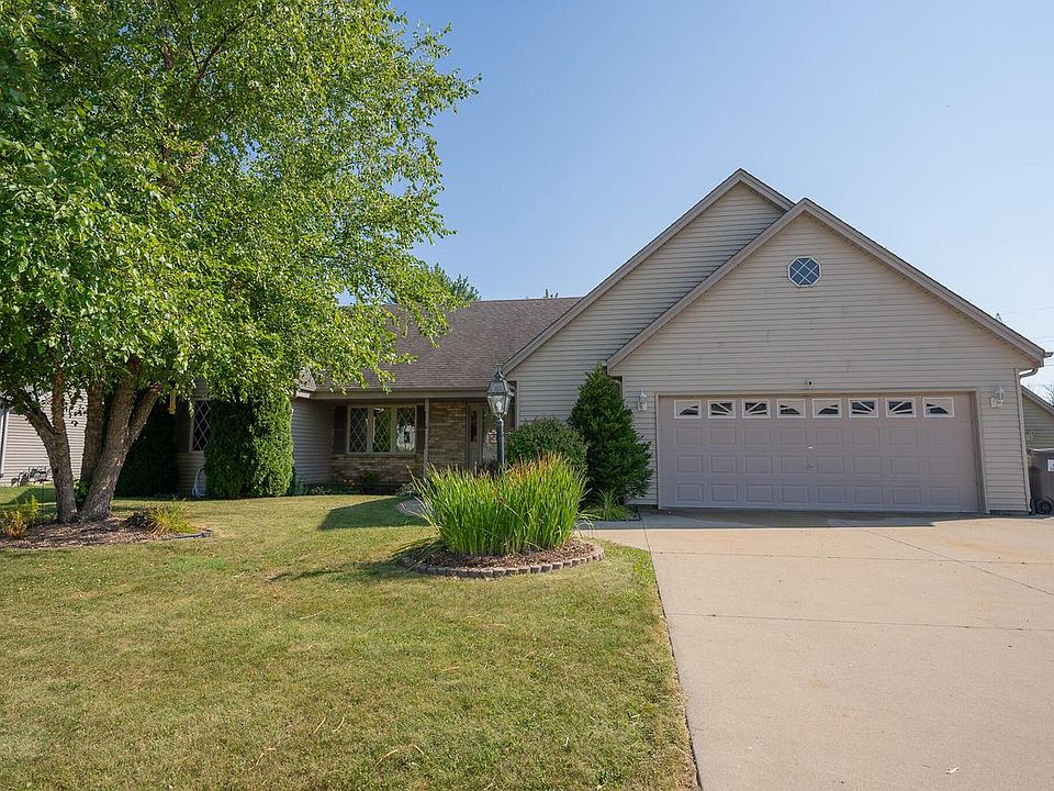 1st image of 1435 East Parkside DRIVE