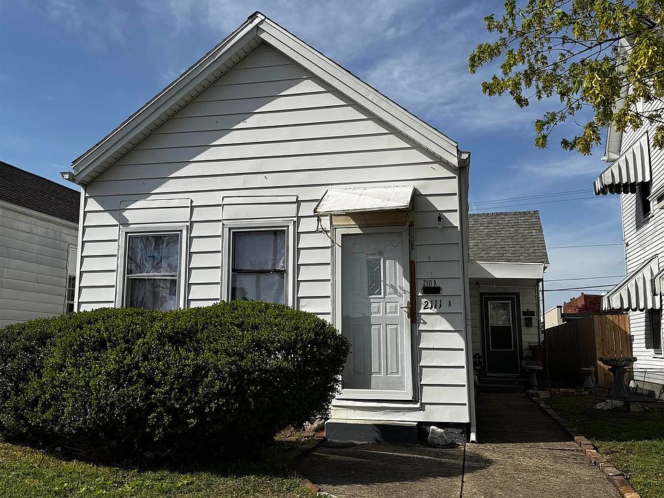 2nd image of 2111 W Indiana St #A