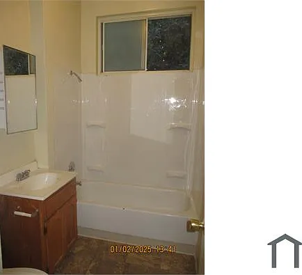 Studio, 429 sqft, $1,457 — Photo 4