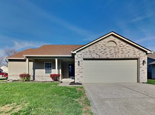 1094 Country Meadow Ct, Franklin, IN 46131