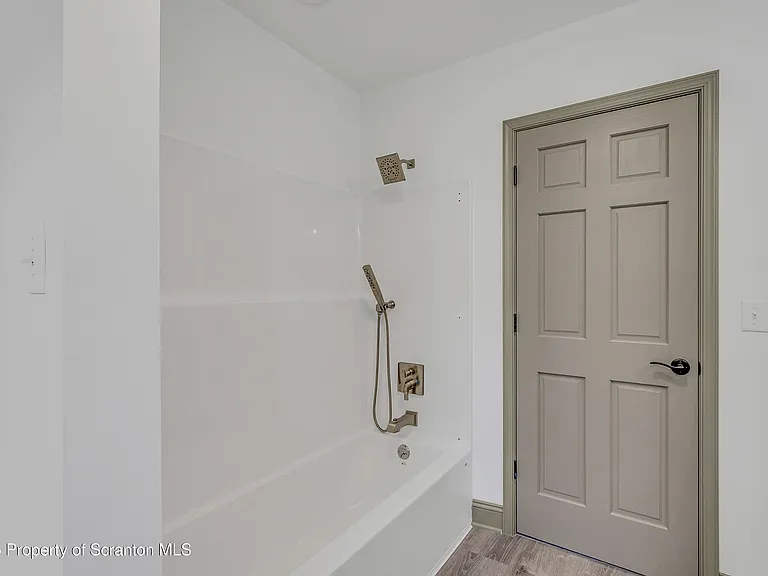 1262 Lake Rd — Photo 25