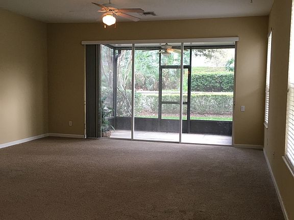5th image of 2480 Stockton Dr