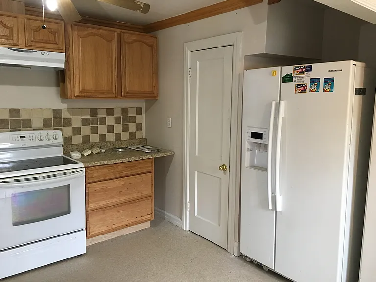 6062 Potomac Dr — Photo 14
