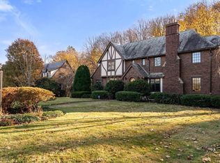 518 Newton St, Brookline, MA 02467