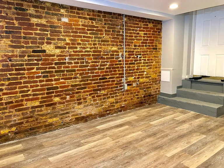 Unit for rent in Highlandtown — Photo 5