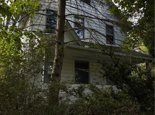 25424 Highland Rd, Richmond Heights, OH 44143