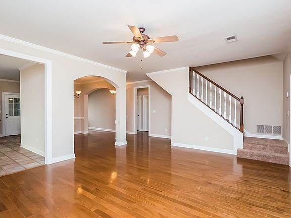 2nd image of 2653 Mariah Ln