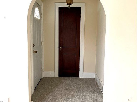5th image of 153 Cushing Pl