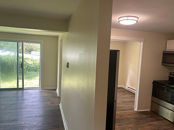 5th image of 5524 Trastevere Rd