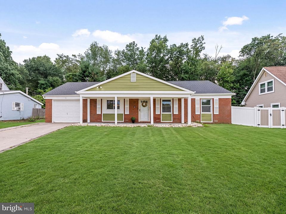 1st image of 43 Evergreen Dr