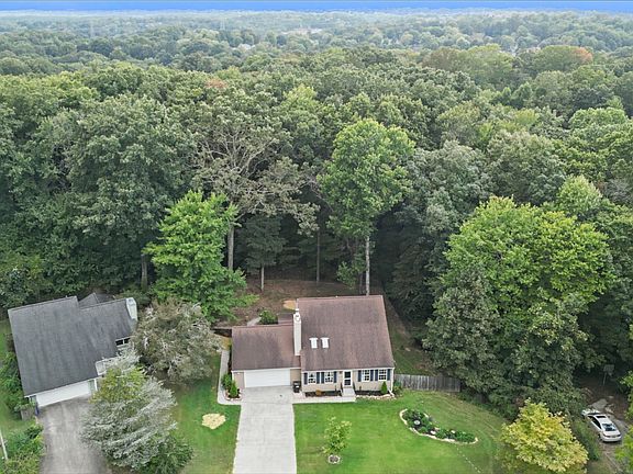 2nd image of 1409 Springwood Cir