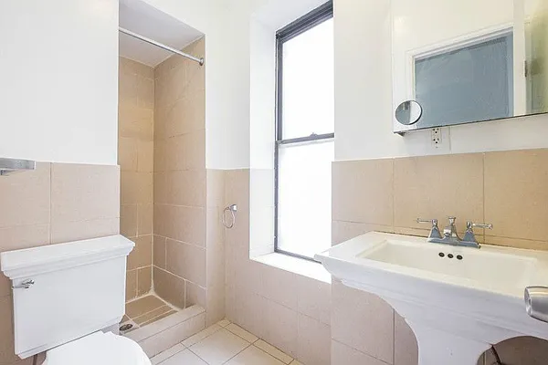 Rented by Corbett & Dullea Realty | media 41