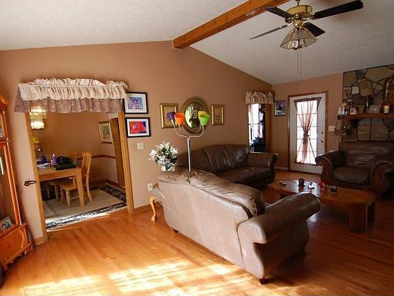 Family Room to Dining Roo