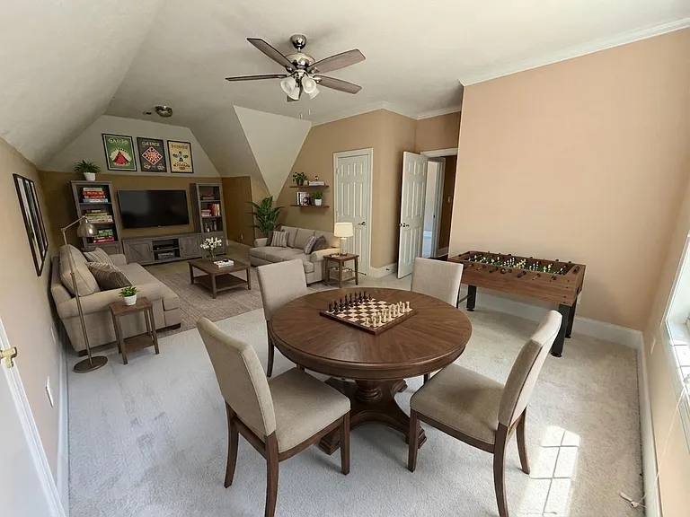 1605 Jamestown Ave — Photo 37