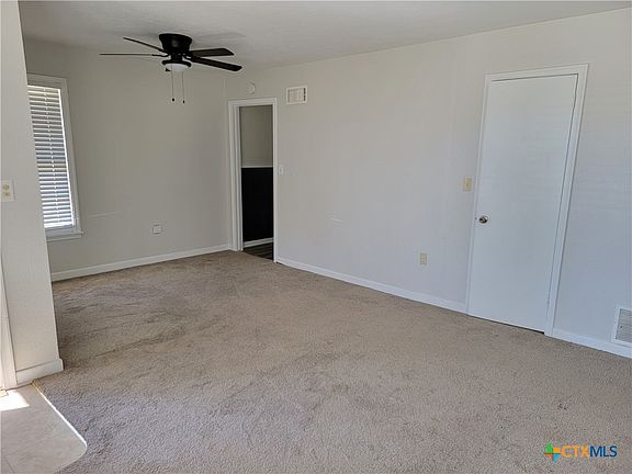 4th image of 1405 W 1st St