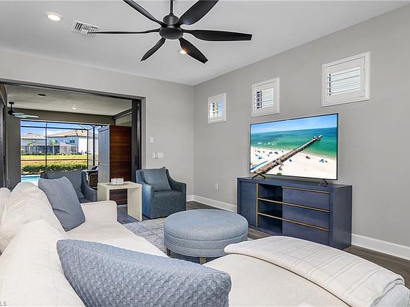 4th image of 19515 Utopia LN