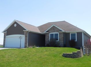 12012 N Hamill Ct, Milford, IN 46542