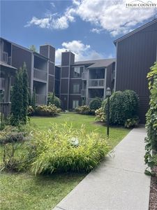176 Royal Oaks Drive #115, Blowing Rock, NC, 28605