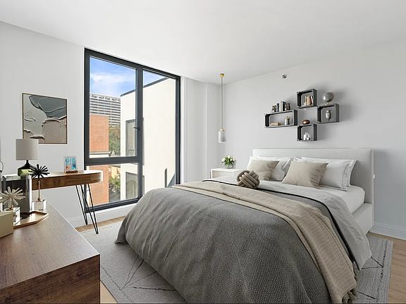 4th image of 300 W 136th St #4E