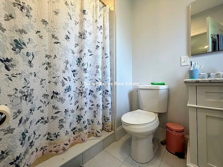 11 Burnham St — Photo 12
