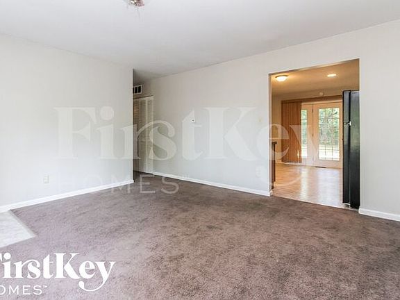 4th image of 10207 Catalina Dr