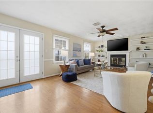 1257 Warner Hall Dr, Virginia Beach, VA 23454