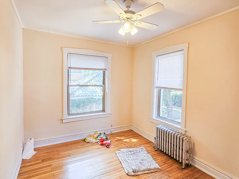 1047 W North Shore Ave #2S — Photo 3