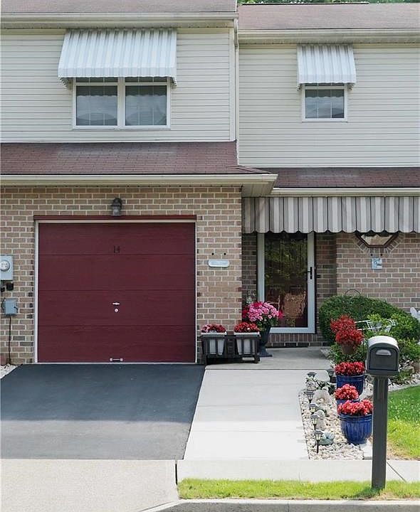 1st image of 14 Heritage Ln