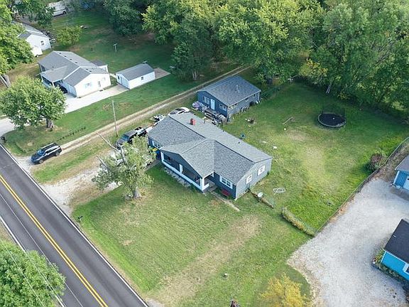 2nd image of 1125 S Morgantown Rd