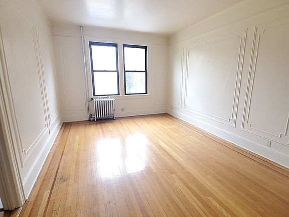 5th image of 25-74 35th St #2B