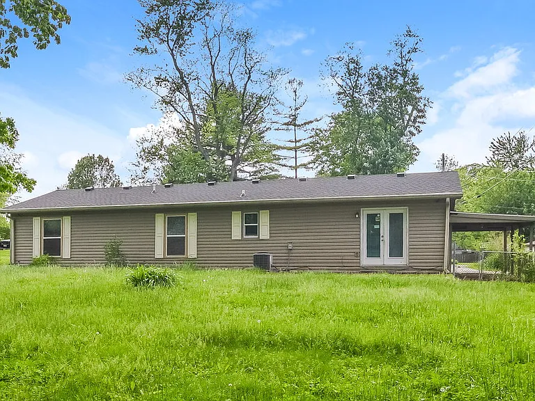 4825 Manker St — Photo 15