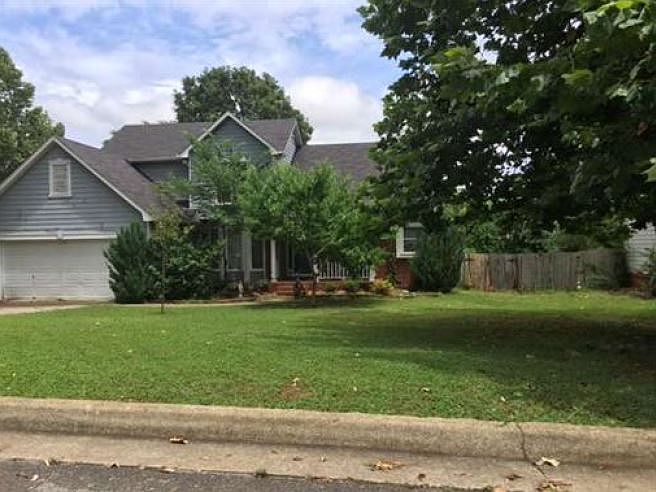 2nd image of 110 Medicine Bend Dr