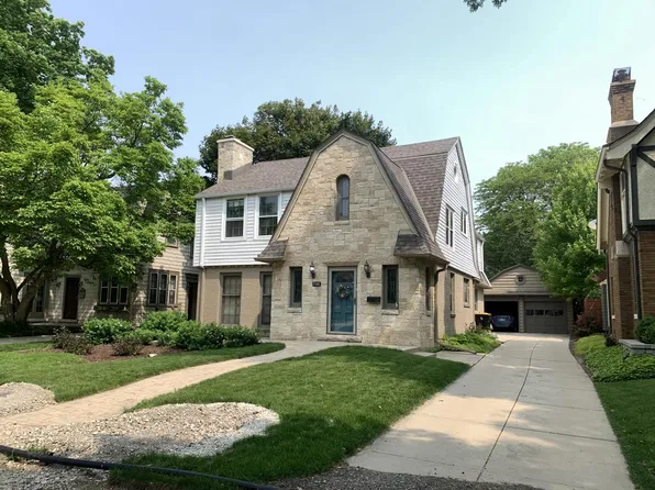7102 West Wisconsin AVENUE, Wauwatosa, WI 53213
