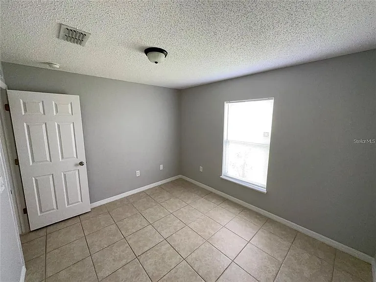 723 Parrot Ct — Photo 24