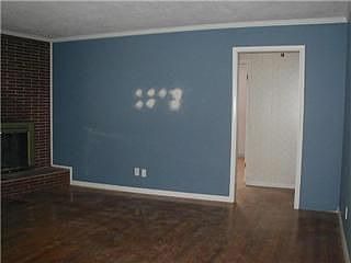 3rd image of 5251 Delmar St