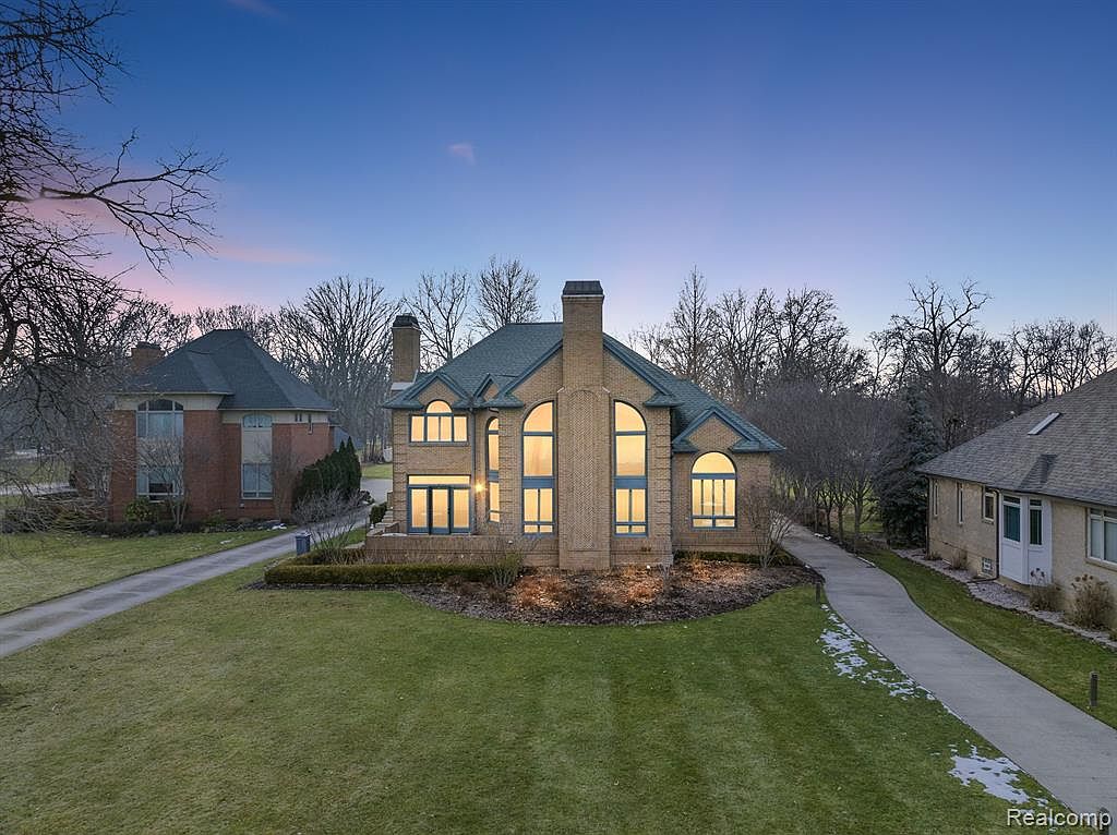 24424 E River Rd, Grosse Ile, MI 48138 Zillow