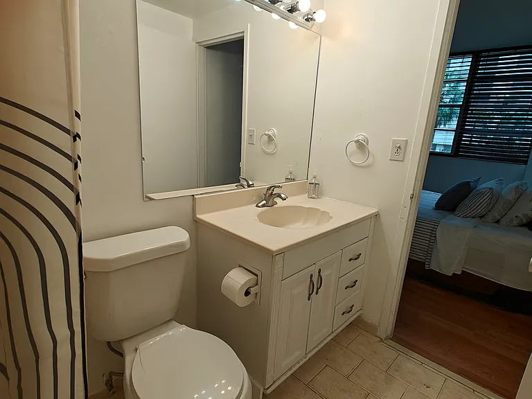 825 Brickell Bay Dr #350 — Photo 16