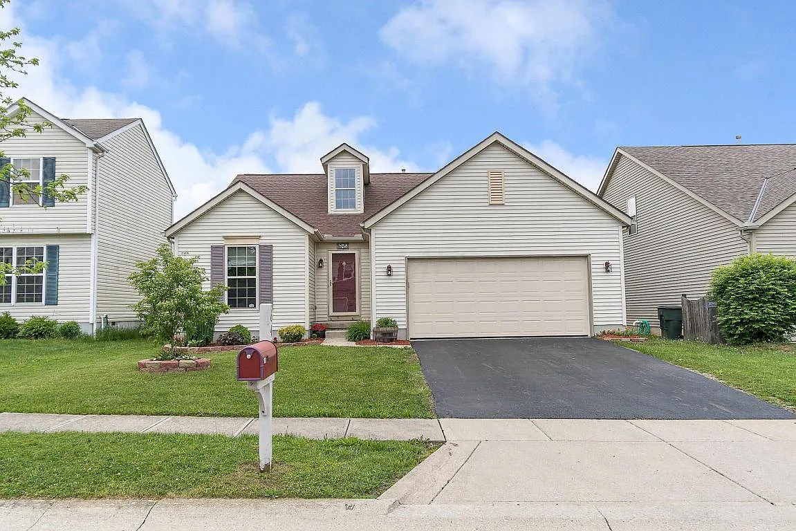 645 Loreto Ln photo 1