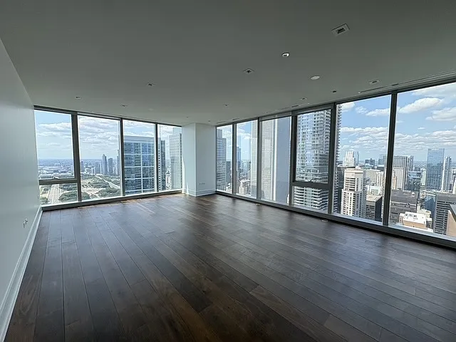 363 E Wacker Dr #5001 — Photo 10