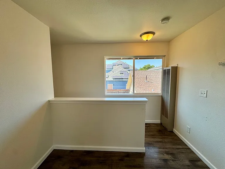 310 Hansbery Way #A — Photo 2