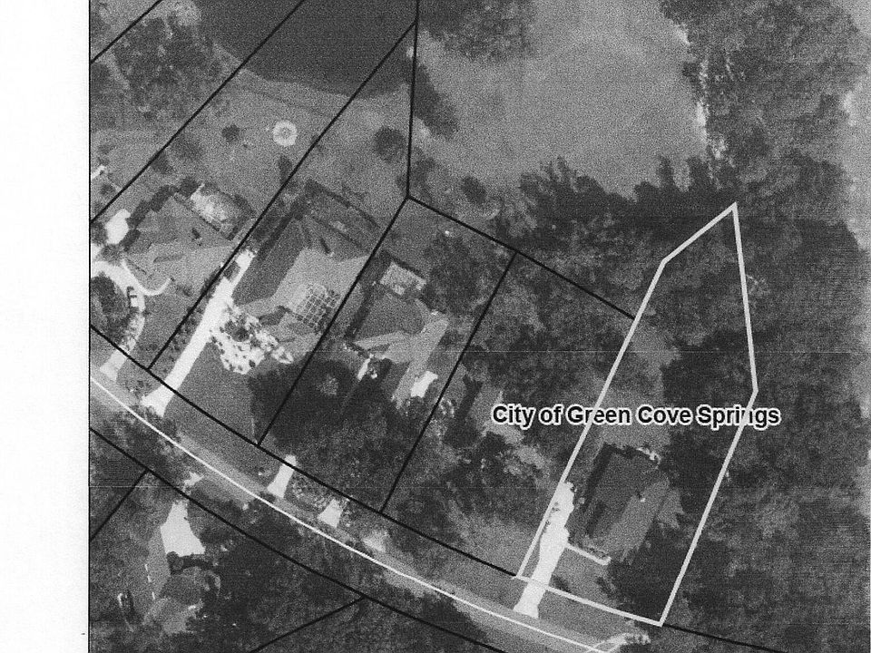2nd image of 1800 COLONIAL Drive