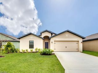 418 Shadow Lakes Dr, Lehigh Acres, FL 33974