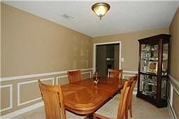 5th image of 809 Driftwood St