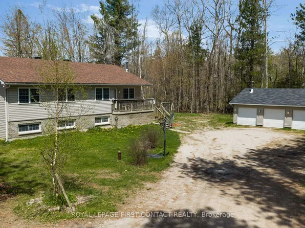 2228 Monck Rd, Ramara, ON L3V 0P6
