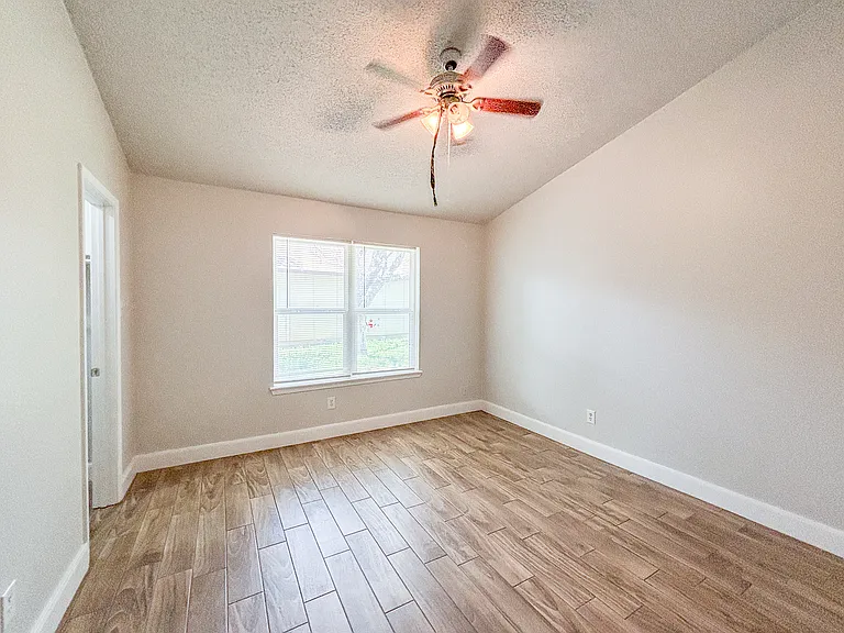 8634 Westgrove Dr — Photo 9
