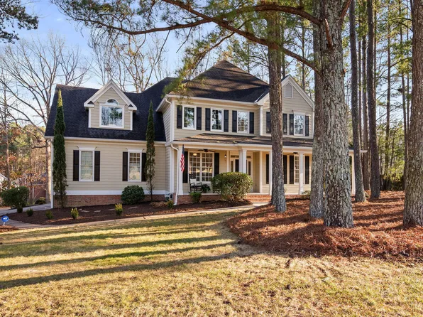 106 Circle On The Grn, Cary, NC 27519