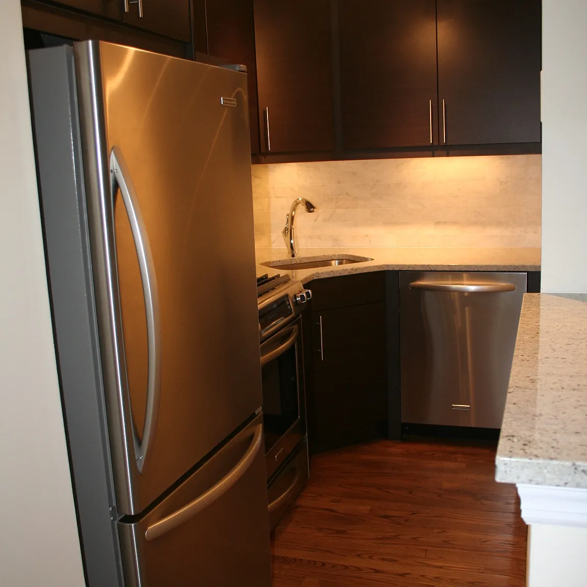 158 Wayne St — Photo 4