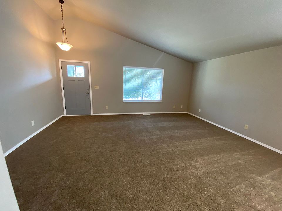 1st image of 63347 Vogt Rd
