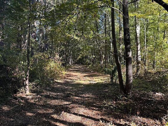 5th image of 572 Harristown Rd