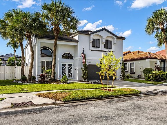 2nd image of 15724 NW 11th St